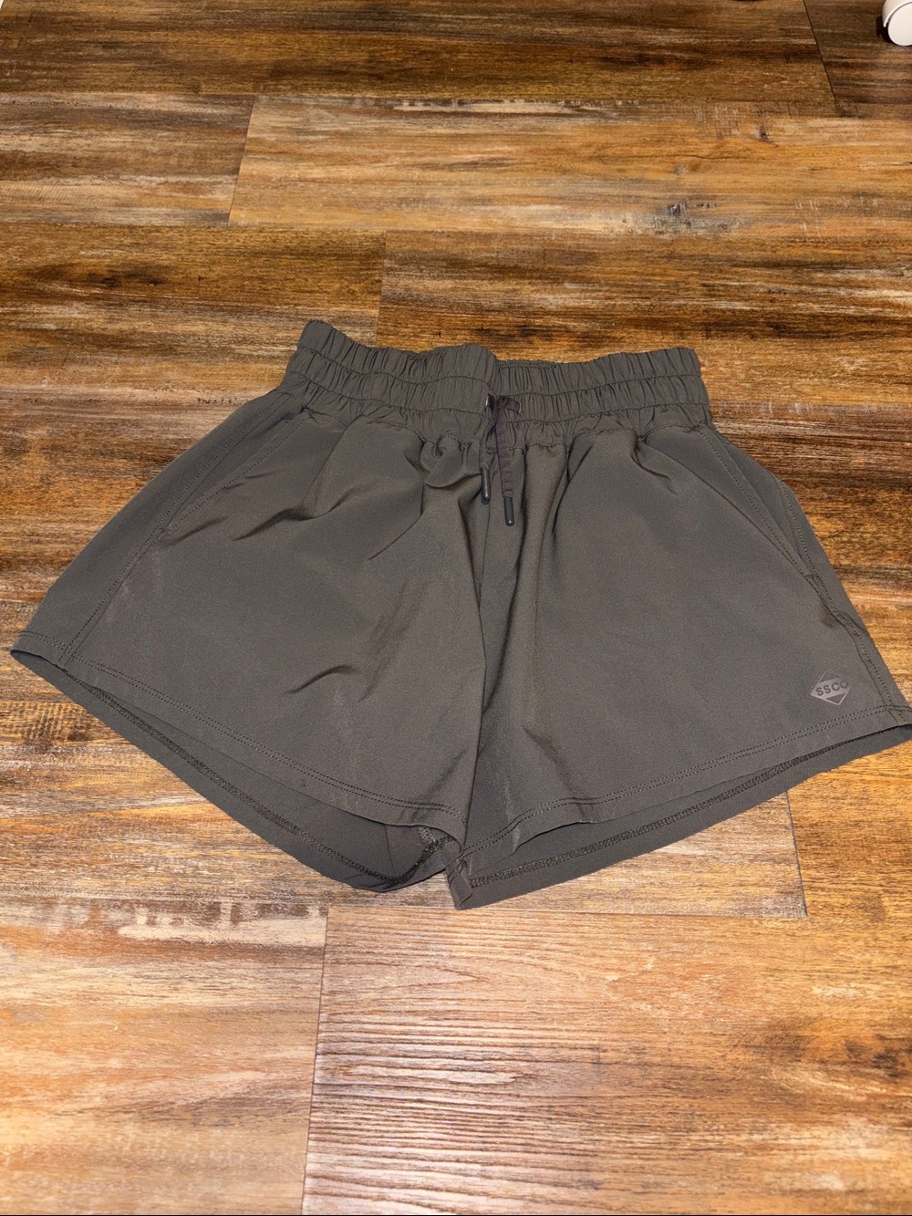 Women's Southern Shirt Company High-Rise Active Shorts